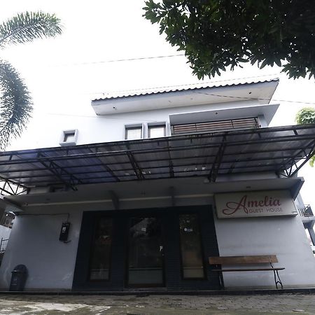 Reddoorz Plus Near Undip Tembalang Hotel Semarang Exterior photo